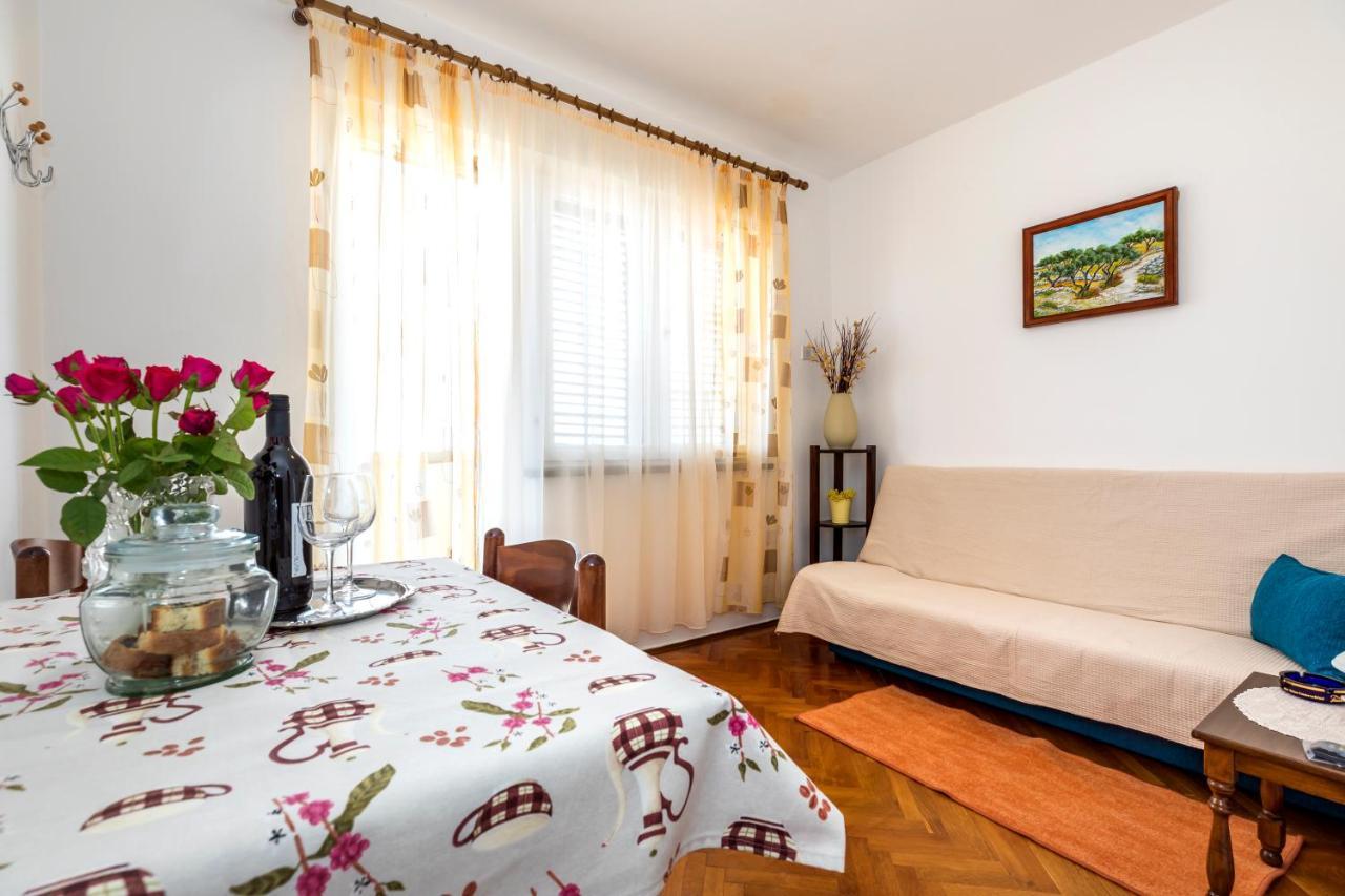 Apartment Muzic Mali Lošinj Kültér fotó